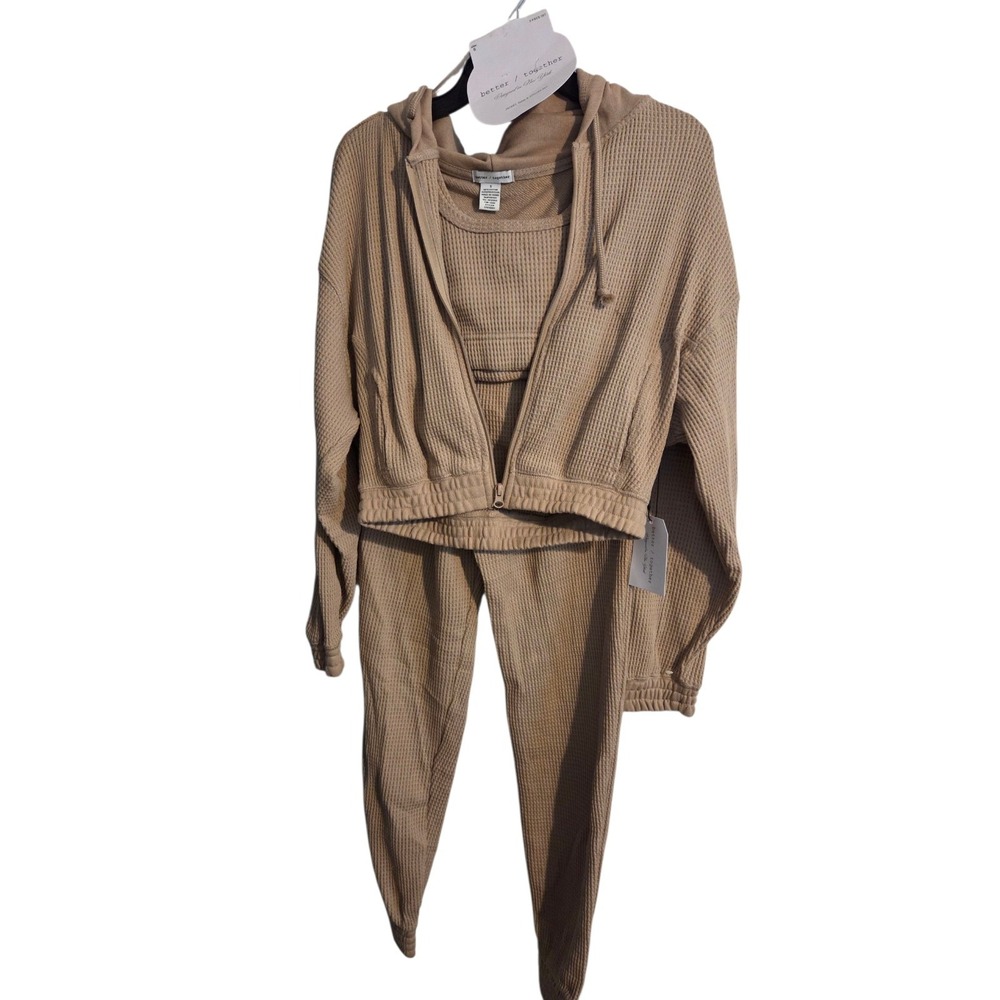 Better together 3 piece set tan Size Small sports bra, jacket,‎ joggers